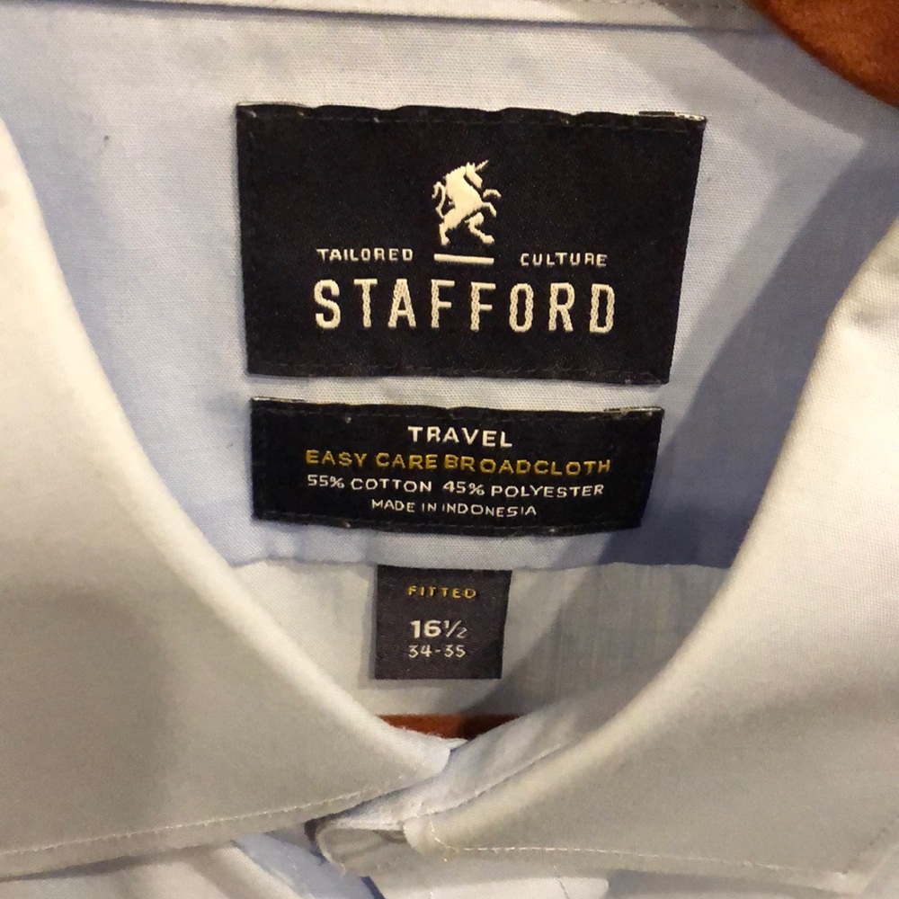 Men’s button down - Picture 2 of 4